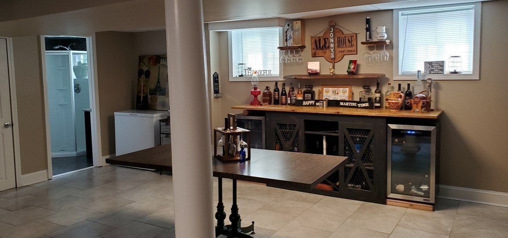 184 Matthew St, New Bedford MA 02740-1212 exterior