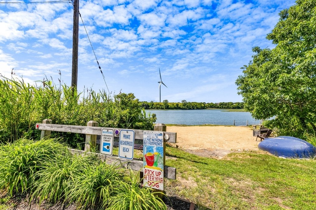 34 Clf Rd, Hingham MA 02043-1452 exterior