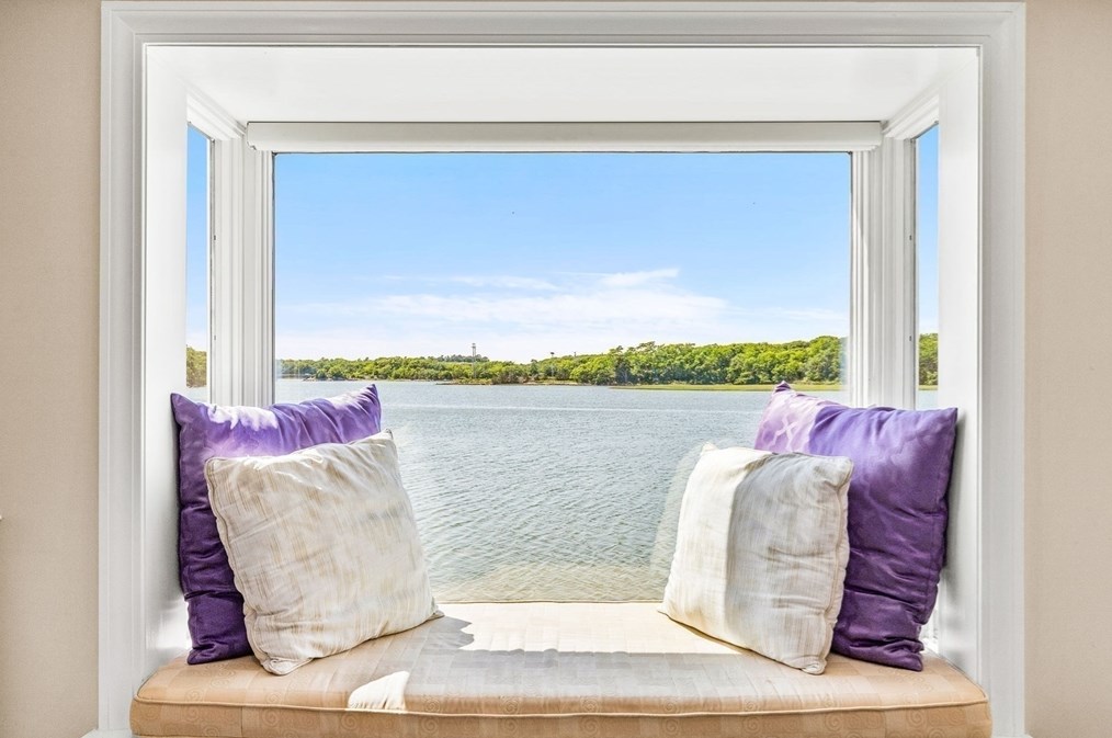 34 Clf Rd, Hingham MA 02043-1452 exterior