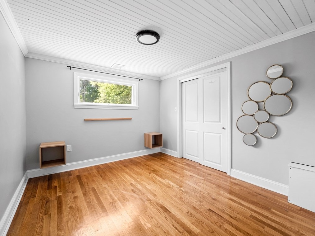 15 Boundary Rd, Pembroke MA 02359-3041 exterior