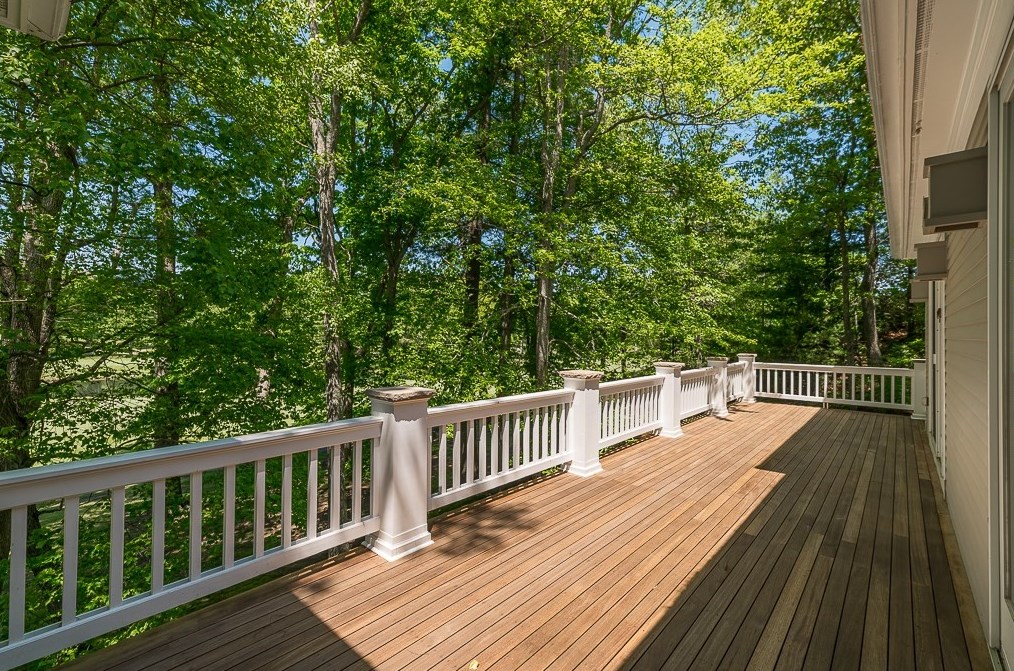 14 Choate Ln, Ipswich MA 01938-3013 exterior