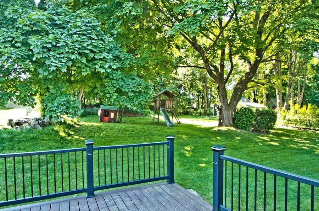 120 Orient St, Worcester MA 01604-2951 exterior