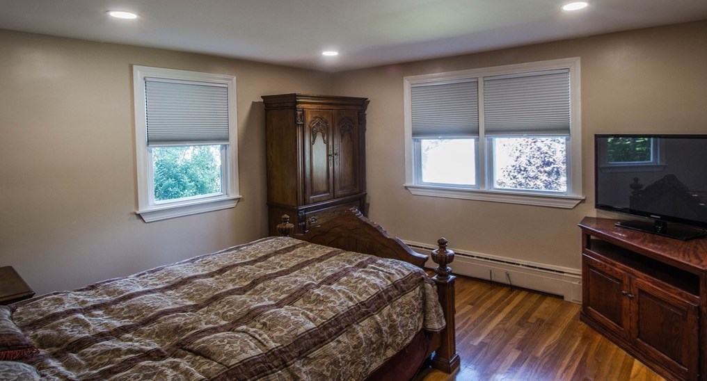 120 Orient St, Worcester MA 01604-2951 exterior