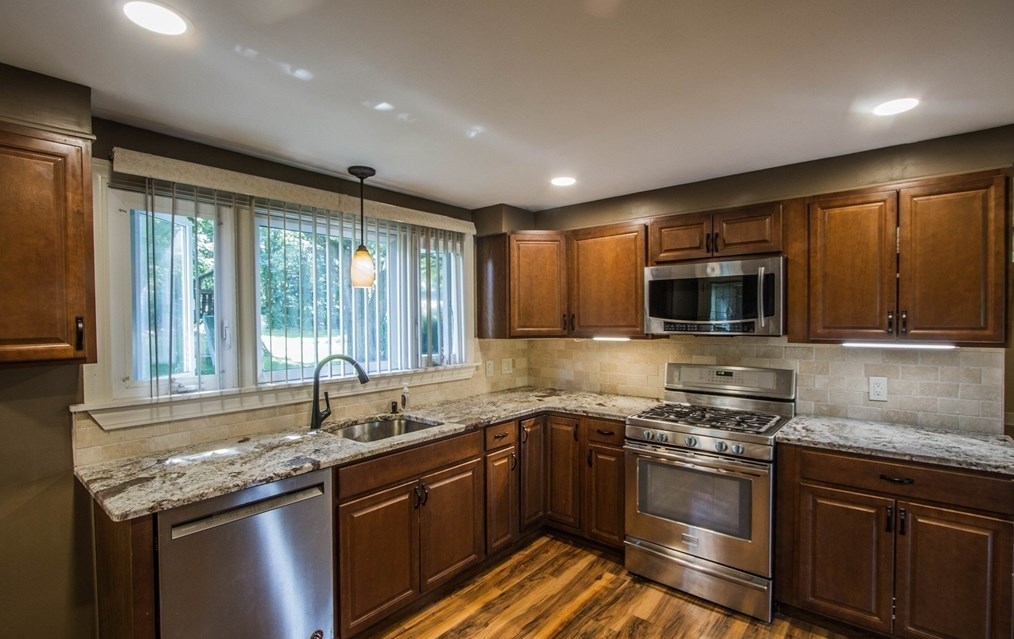 120 Orient St, Worcester MA 01604-2951 exterior