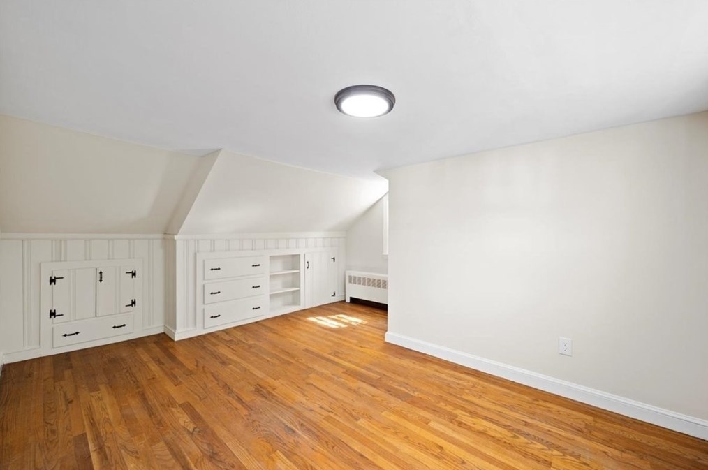 70 Border Ave, Seekonk MA 02771-3935 exterior