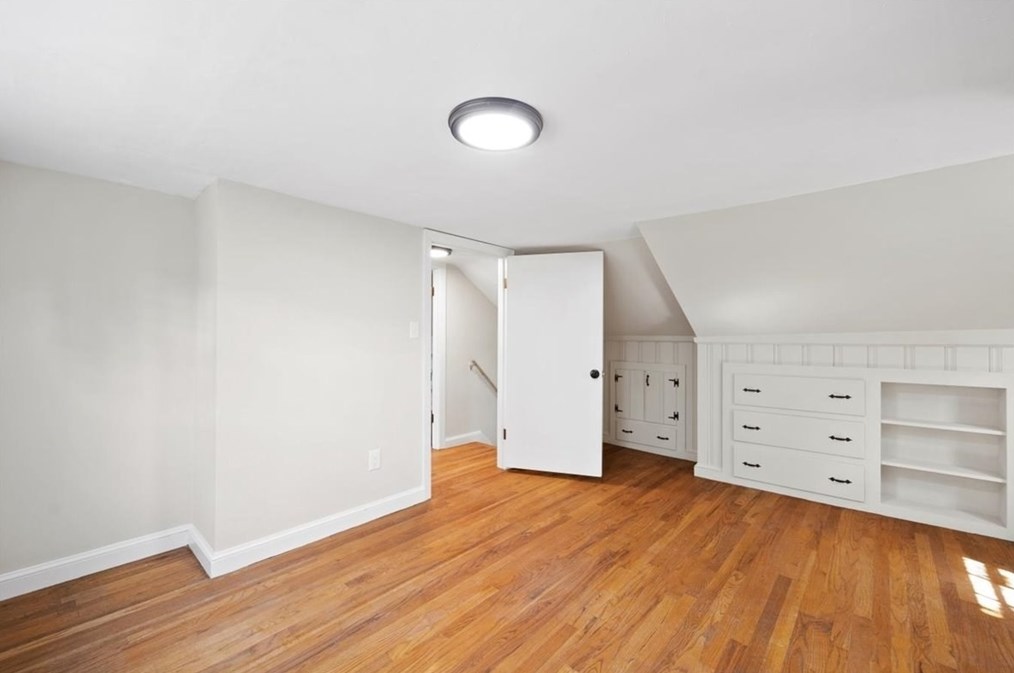 70 Border Ave, Seekonk MA 02771-3935 exterior