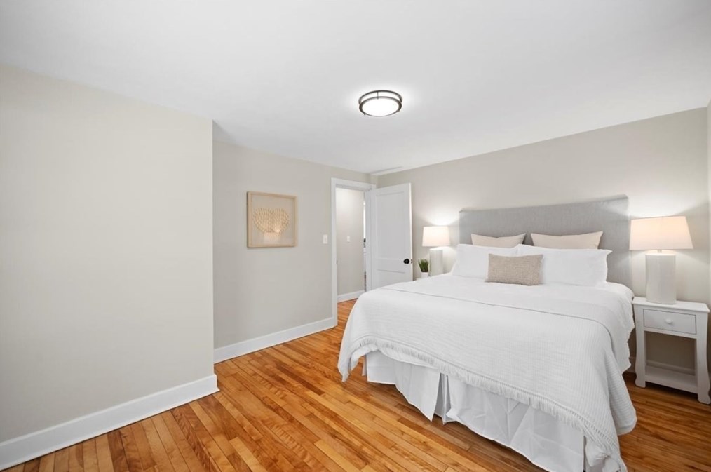 70 Border Ave, Seekonk MA 02771-3935 exterior