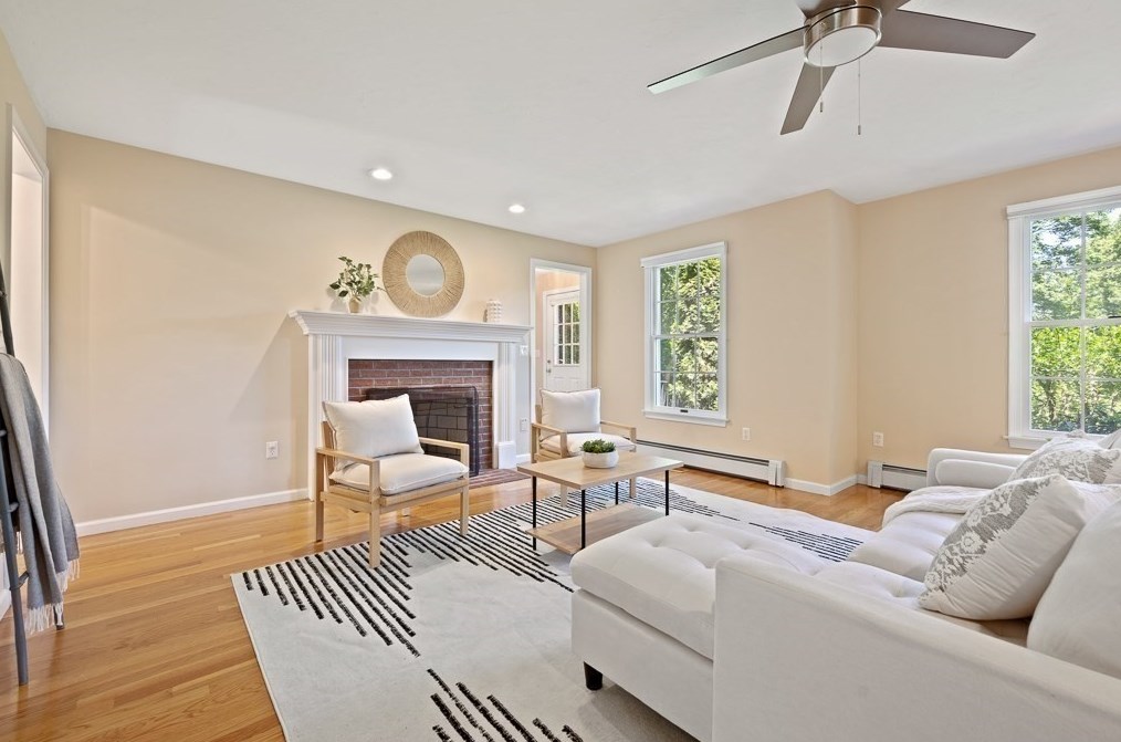 5 Hidden Mdw Ln, Southborough MA 01772-1700 exterior