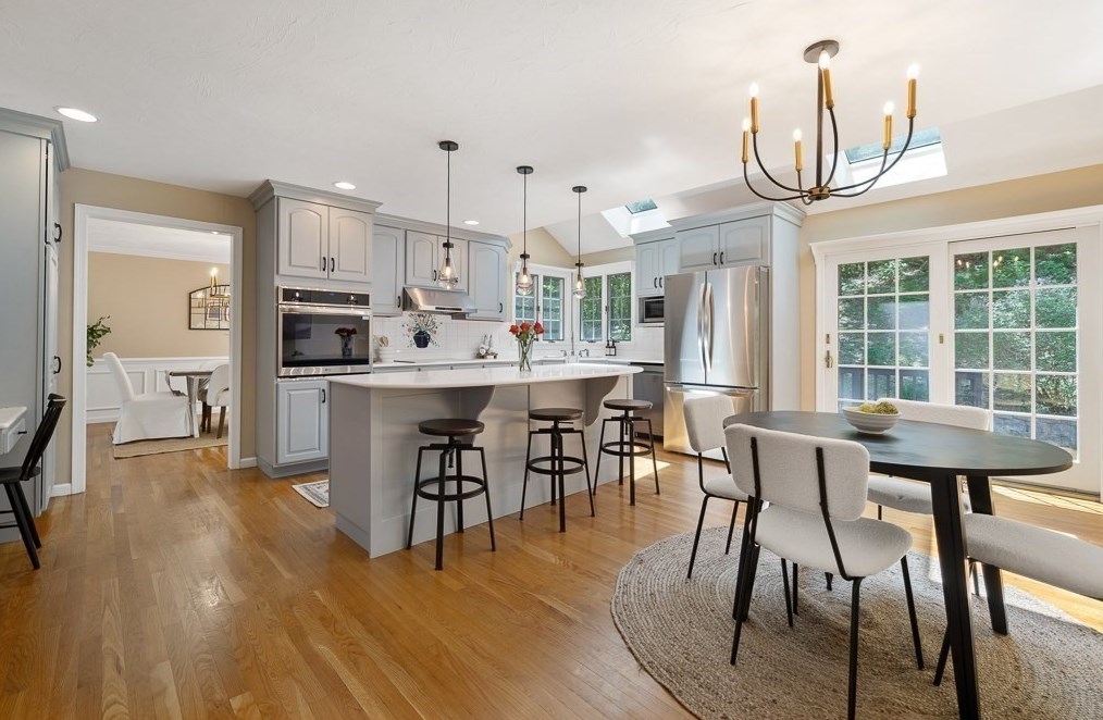 5 Hidden Mdw Ln, Southborough MA 01772-1700 exterior