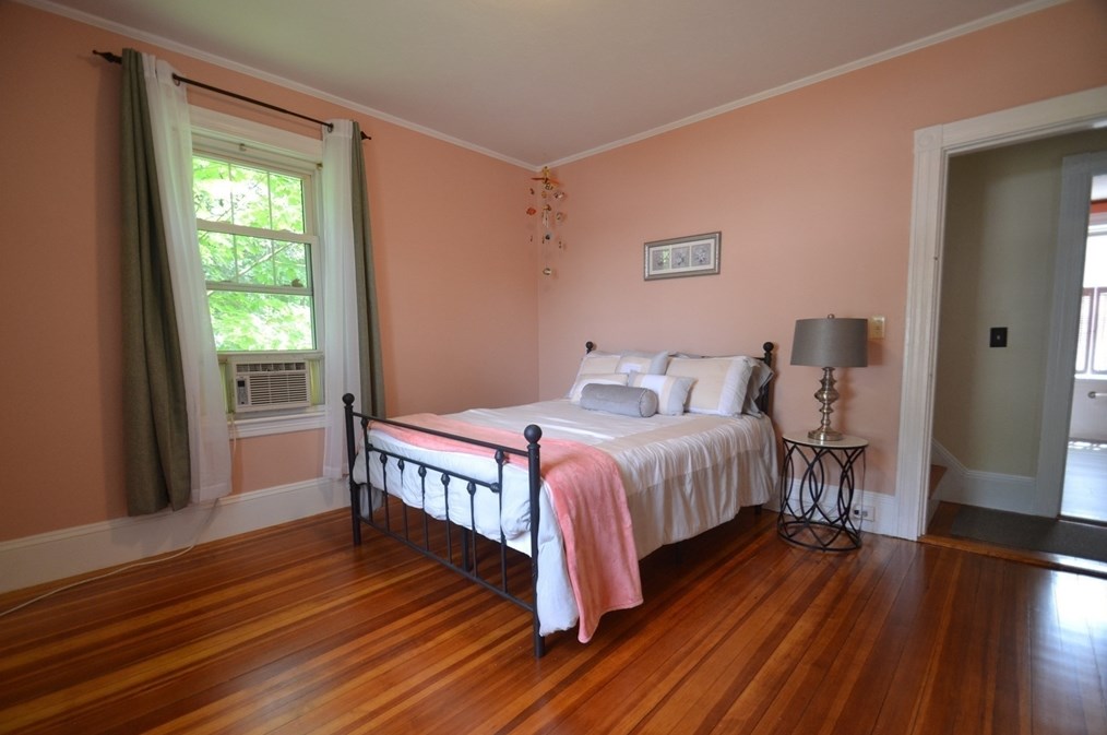 25 Clarence Ave, East Bridgewater MA 02324-2607 exterior