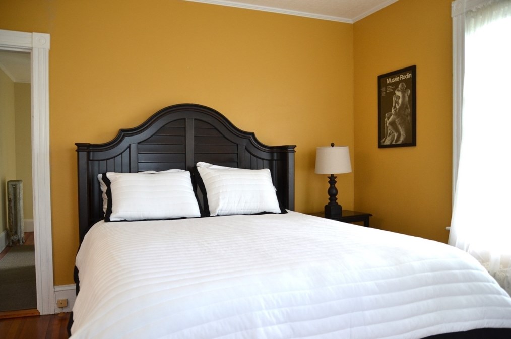 25 Clarence Ave, East Bridgewater MA 02324-2607 exterior