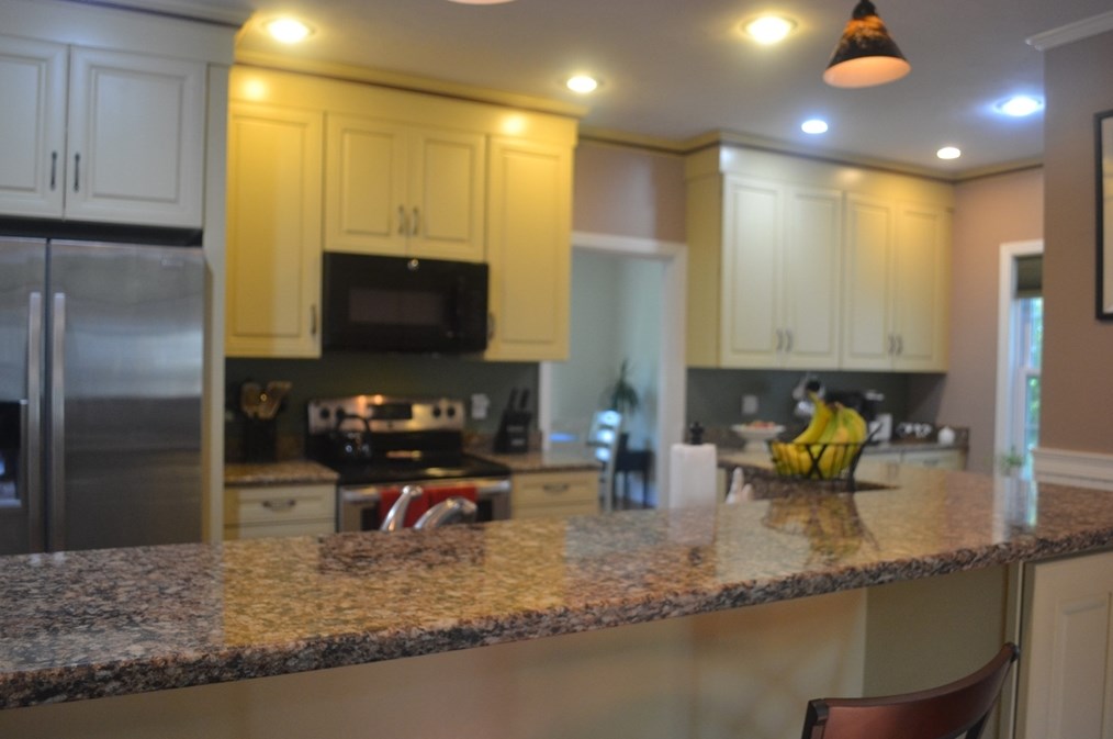 25 Clarence Ave, East Bridgewater MA 02324-2607 exterior