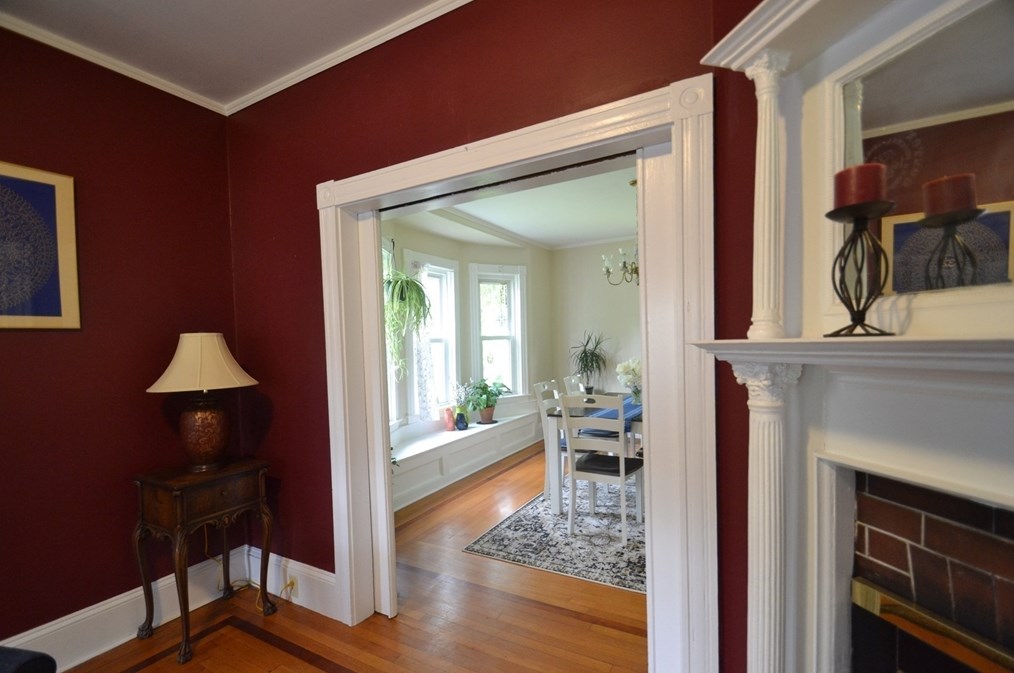 25 Clarence Ave, East Bridgewater MA 02324-2607 exterior