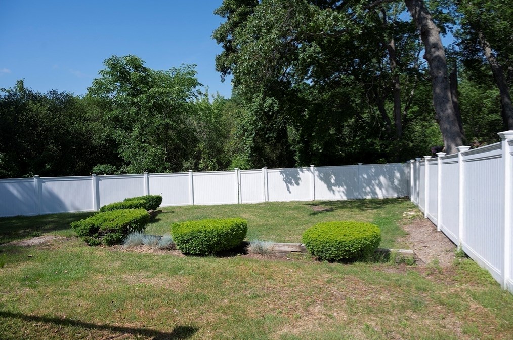 16 Leslie Ave, Weymouth MA 02188-3416 exterior