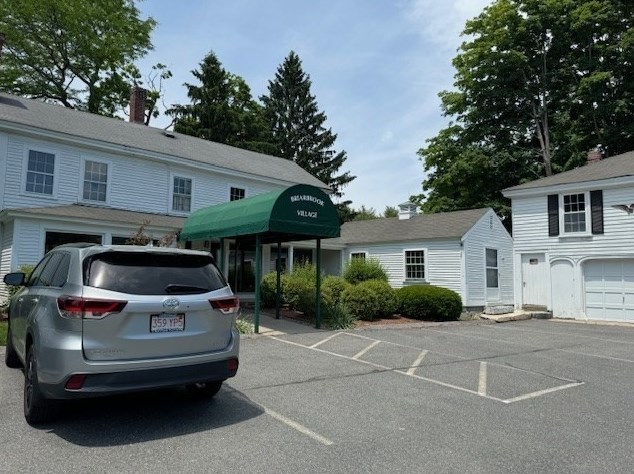 15 Davis Rd, Acton MA  01720-4741 exterior