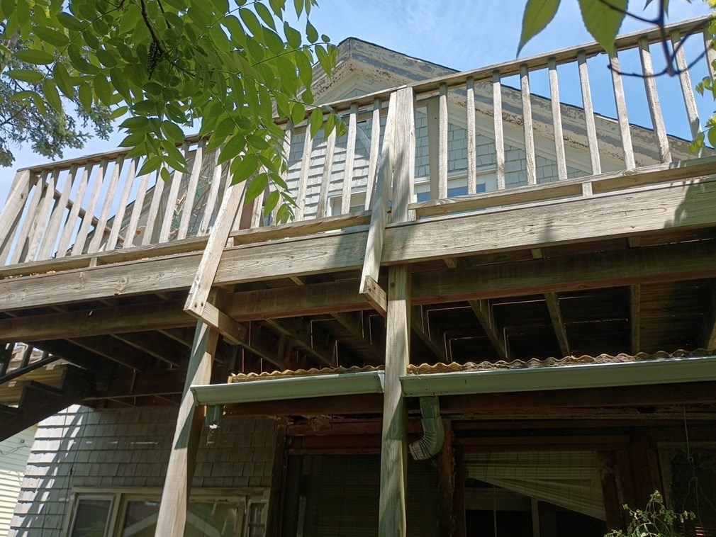 21 Sachem St, Fall River MA 02724-1532 exterior