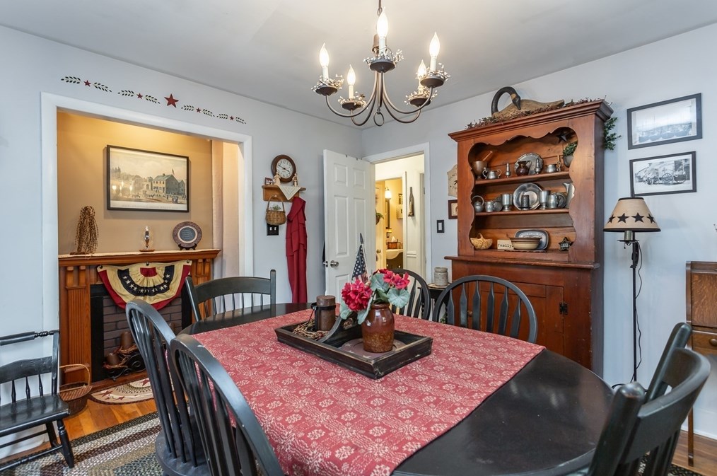 26 Illinois St, New Bedford MA 02745-2514 exterior