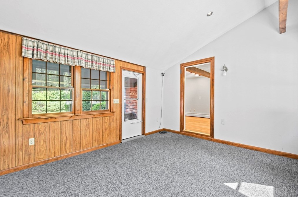 224 Littleton Rd, Chelmsford MA  01824-3306 exterior