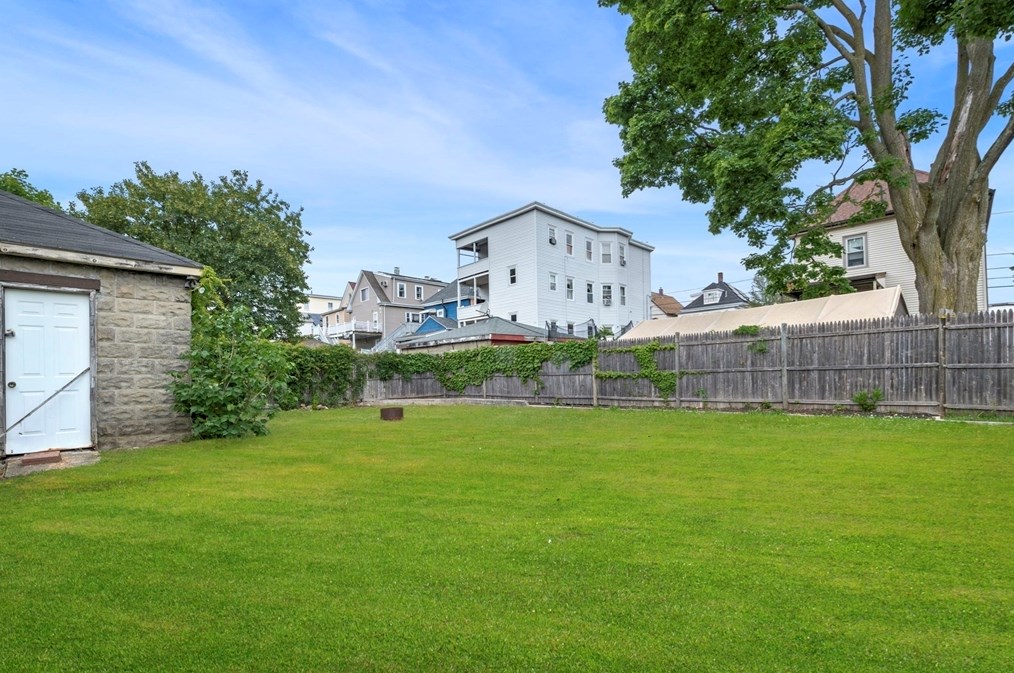 95 Jefferson Ave, Everett MA  02149-5420 exterior