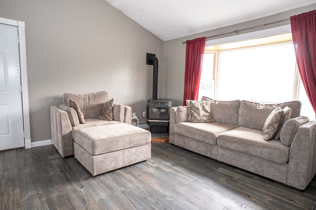 116 Bayberry Cir, Winchendon MA 01475-2269 exterior