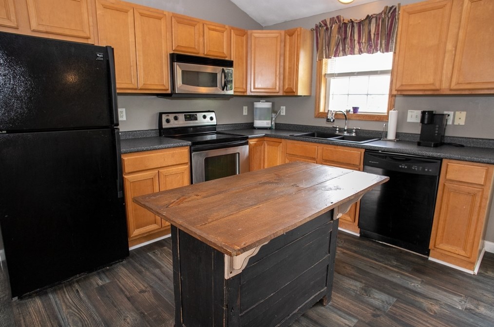 116 Bayberry Cir, Winchendon MA 01475-2269 exterior