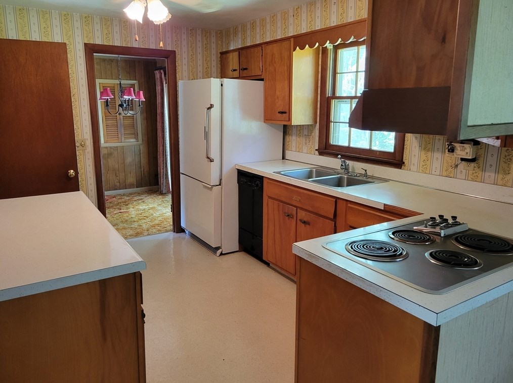 929 Wachusett St, Holden MA 01520-2631 exterior