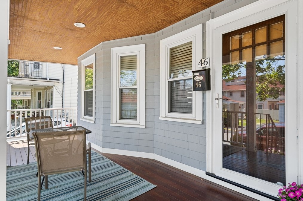 46 Newcomb St, Arlington MA  02474-6633 exterior