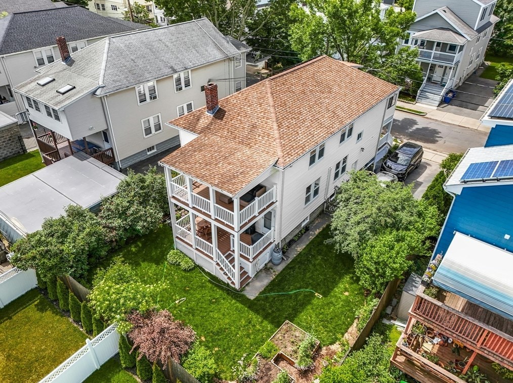 21 Dartmouth St, Arlington MA  02474-3412 exterior