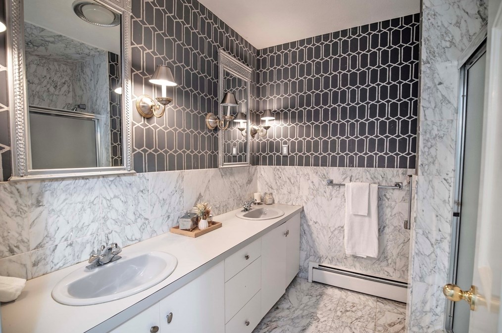 15 Hl Dr, Lynnfield MA 01940-1020 exterior