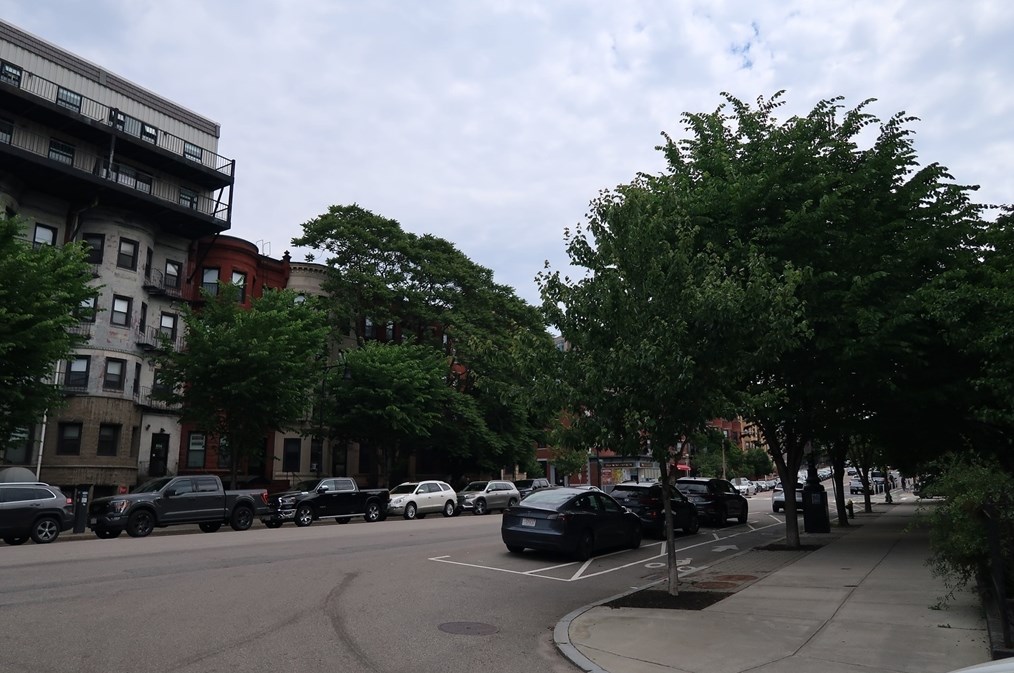 11 Aberdeen St, Boston MA  02215-3864 exterior