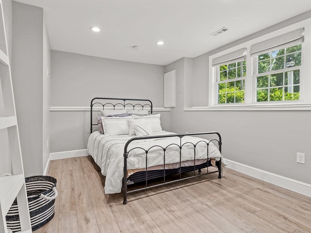 394 Winter St, Hanover MA 02339-2554 exterior