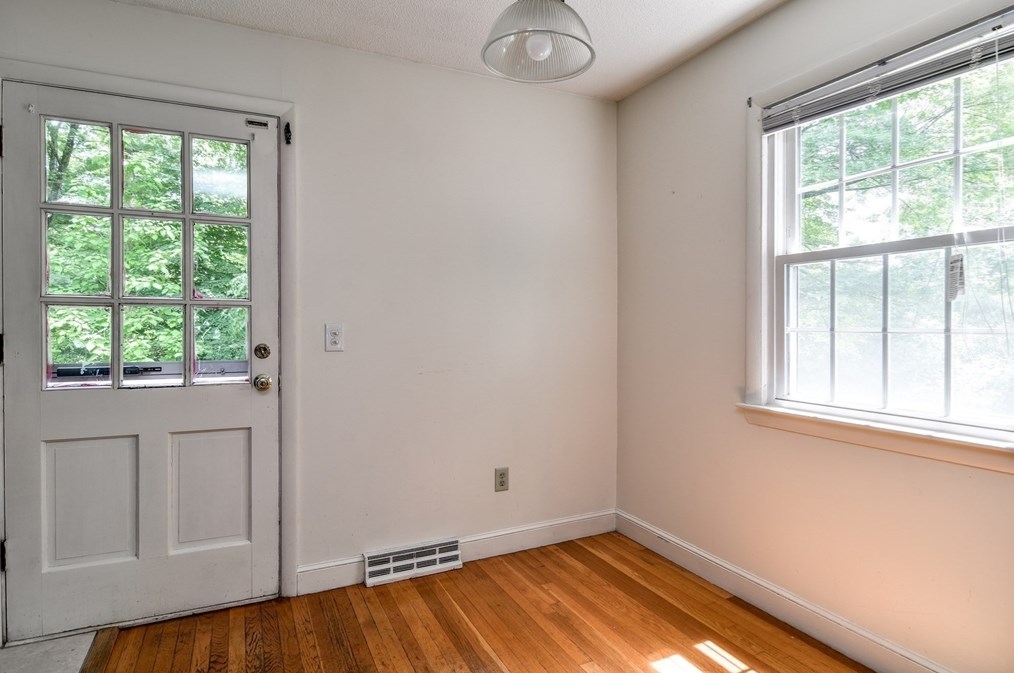 23 Priscilla Rd, Hopkinton MA  01748-2115 exterior