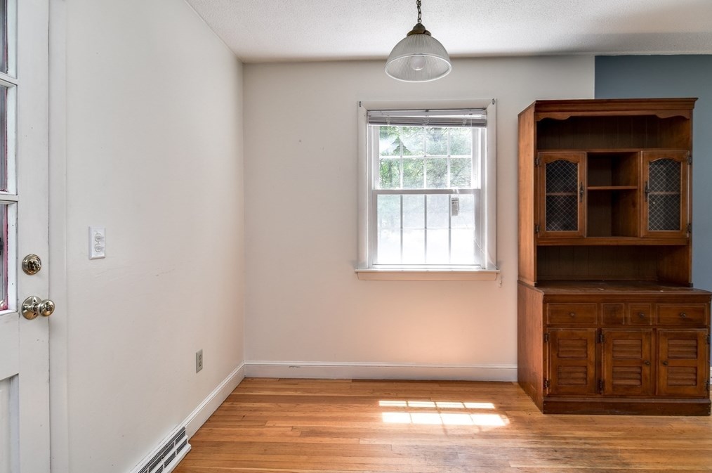 23 Priscilla Rd, Hopkinton MA  01748-2115 exterior