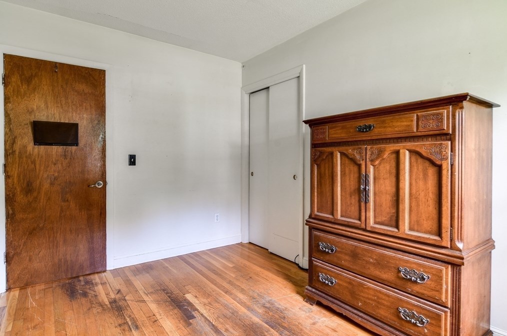 23 Priscilla Rd, Hopkinton MA  01748-2115 exterior