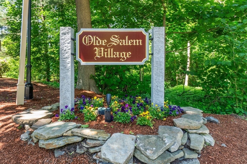 84 Village Post Rd, Danvers MA  01923-2615 exterior