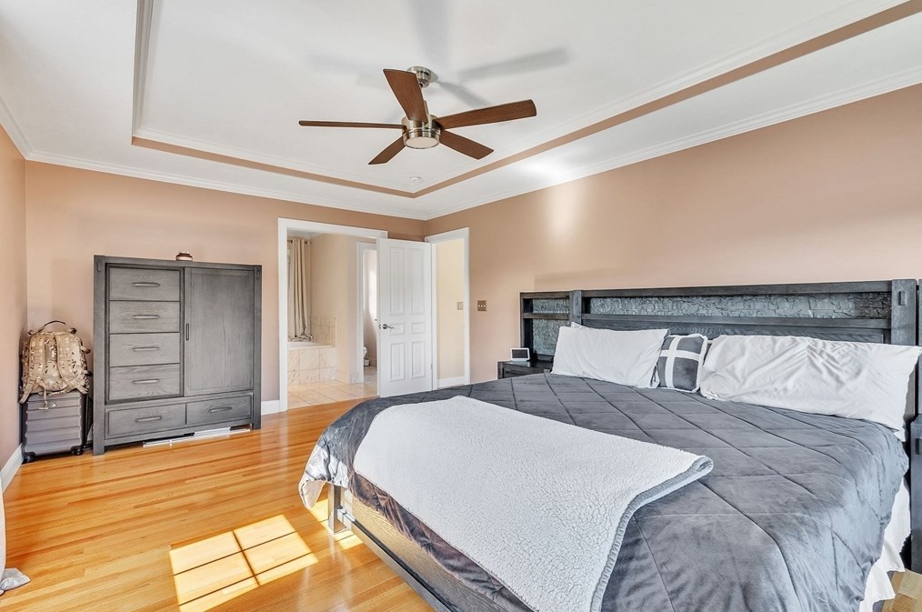 59 Radisson Ln, Montgomery MA 01085-3785 exterior