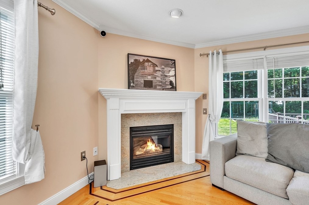 59 Radisson Ln, Montgomery MA 01085-3785 exterior