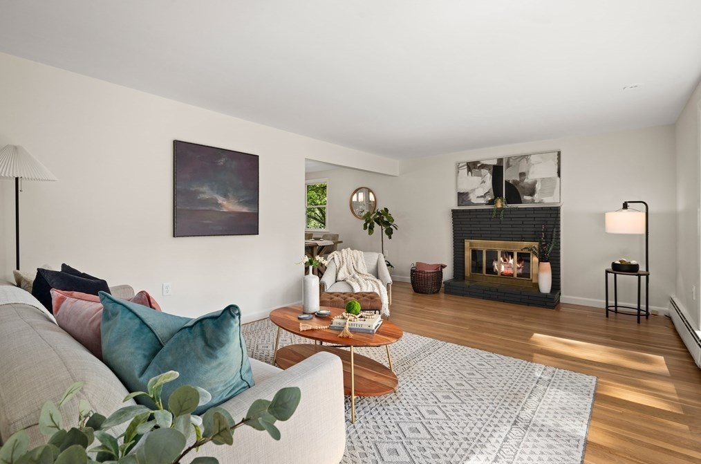 105 Central St, North Reading MA 01864-1709 exterior