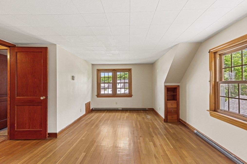 3 Alden Rd, Peabody MA 01960-5220 exterior