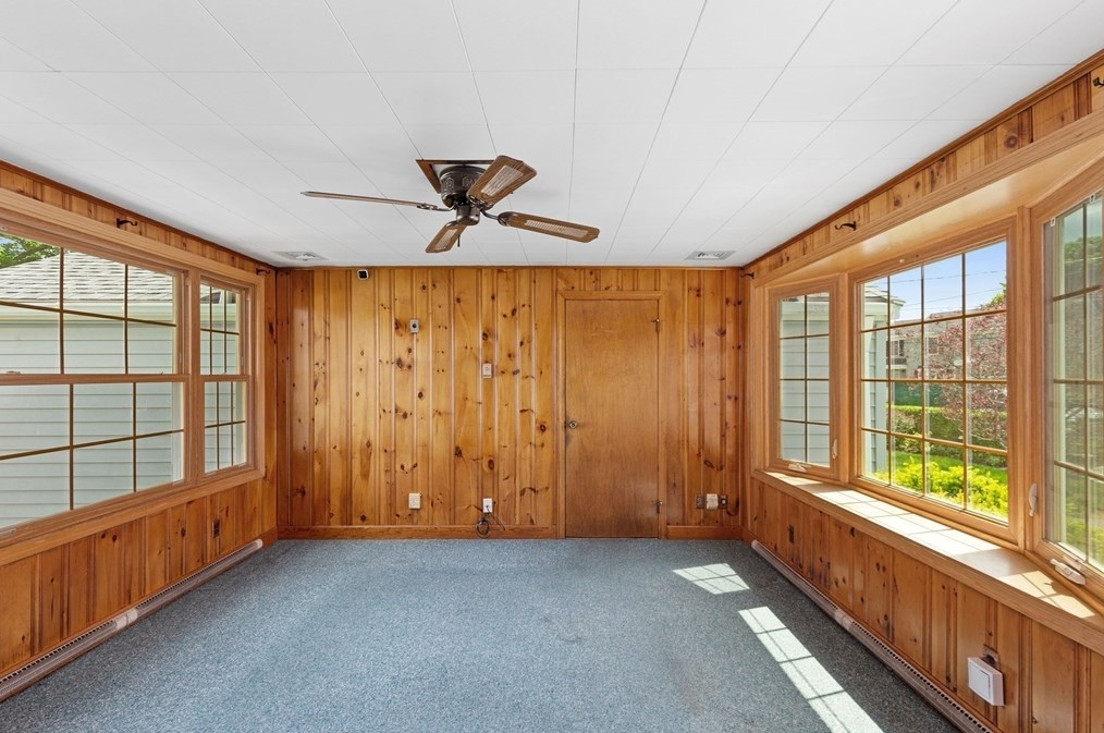 3 Alden Rd, Peabody MA 01960-5220 exterior