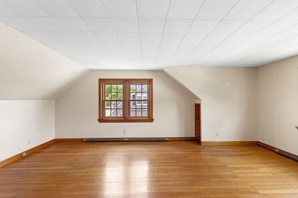 3 Alden Rd, Peabody MA 01960-5220 exterior