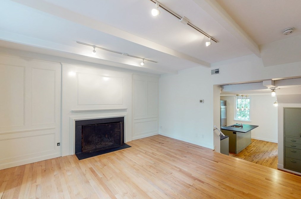 23 Sparks St, Cambridge MA  02138-4701 exterior