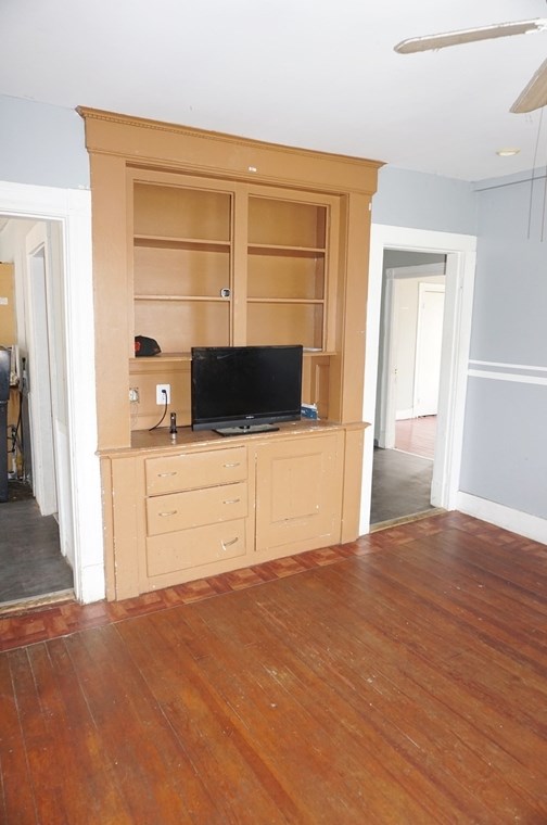 48 Stevens St, Lowell MA 01851-1208 exterior