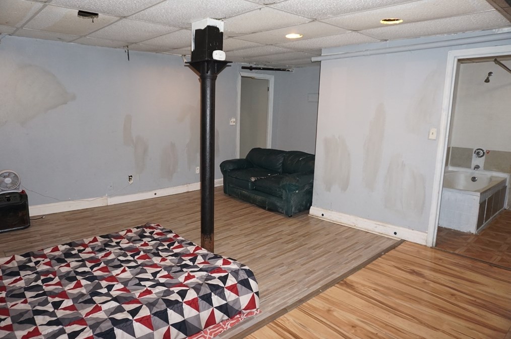 48 Stevens St, Lowell MA 01851-1208 exterior