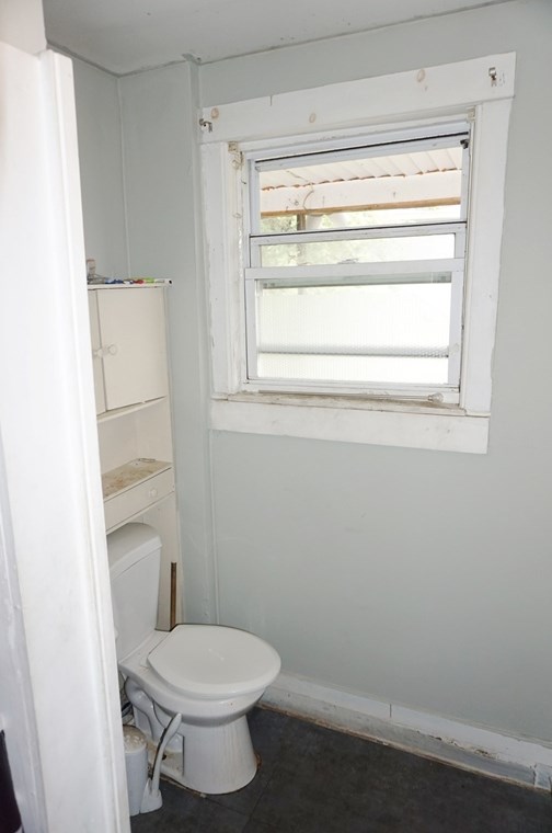 48 Stevens St, Lowell MA 01851-1208 exterior