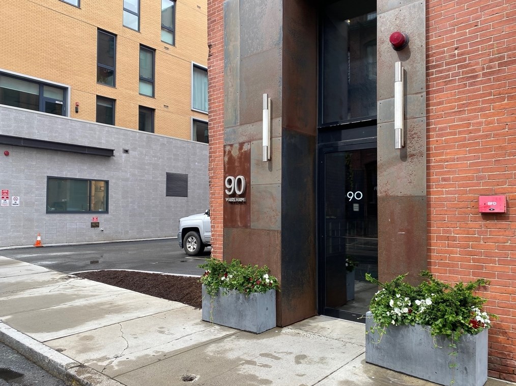 90 Wareham St, Boston MA  02118 exterior
