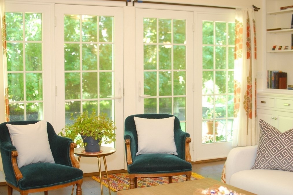 27 Bedford Ct, Concord MA 01742-2625 exterior