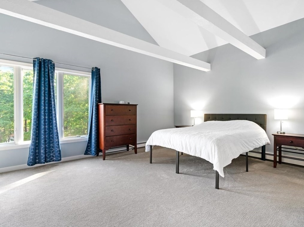 1 Trout Farm Ln, Duxbury MA 02332-4609 exterior