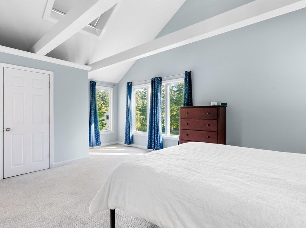 1 Trout Farm Ln, Duxbury MA 02332-4609 exterior