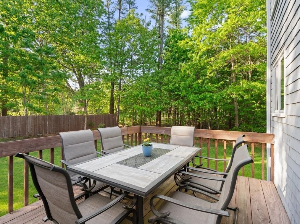 1 Trout Farm Ln, Duxbury MA 02332-4609 exterior